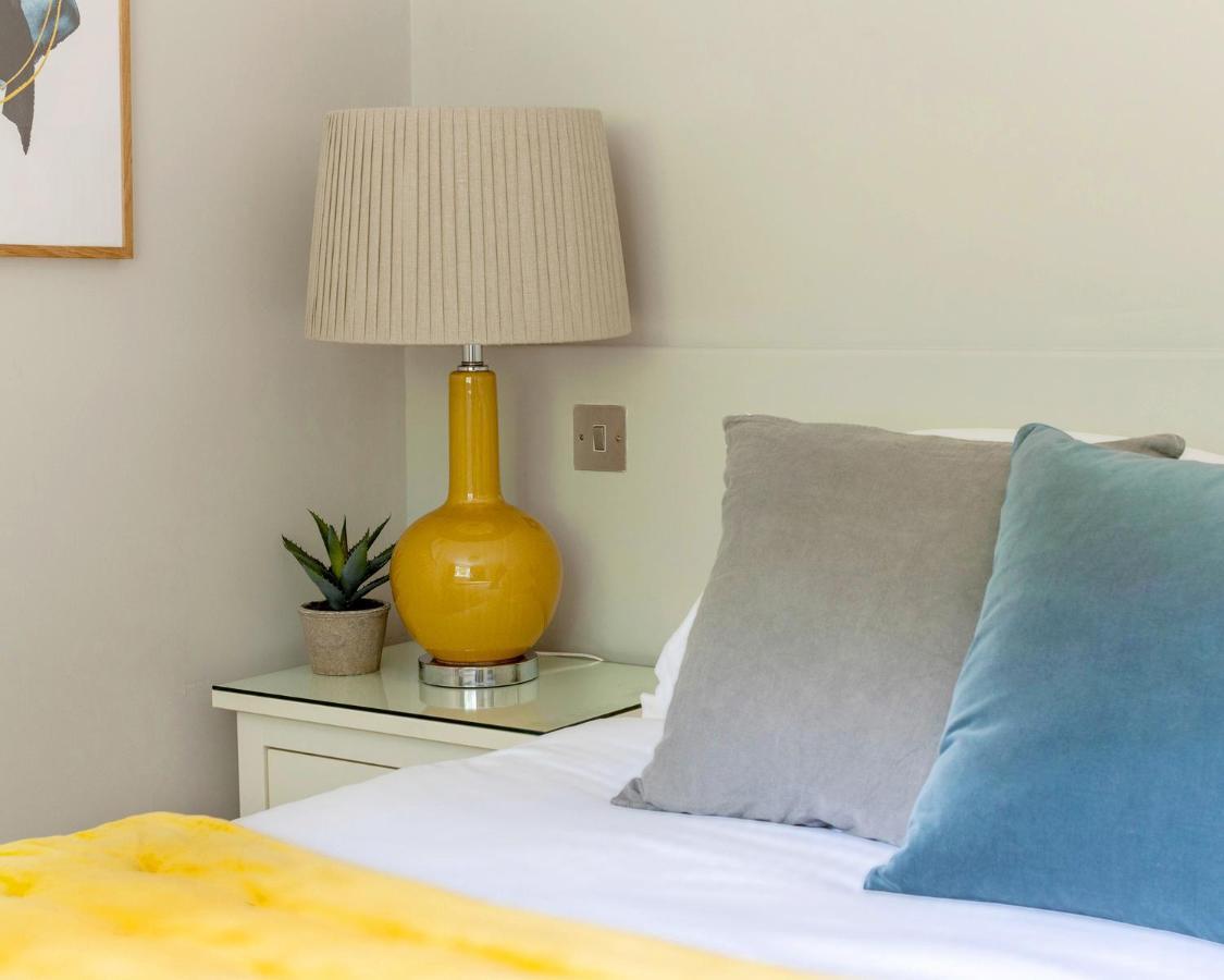Luxury 2 Bedroom City Apartment In Bath'S Artisan Quarter Kültér fotó